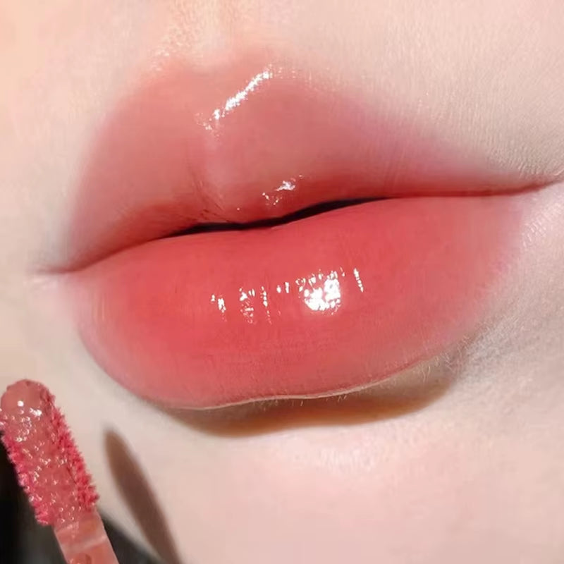 Light Glass-Like Lip Lacquer - Mirror Shine, Hydrating Formula; Smudge-Proof, Long-Wear, and Skin-Brightening
