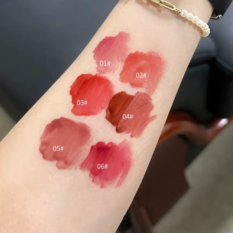 Light Glass-Like Lip Lacquer - Mirror Shine, Hydrating Formula; Smudge-Proof, Long-Wear, and Skin-Brightening